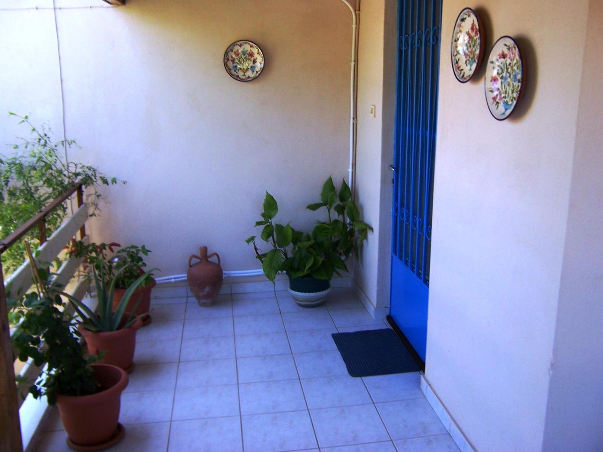Maria'S Haus In Artemida Apartamento Exterior foto